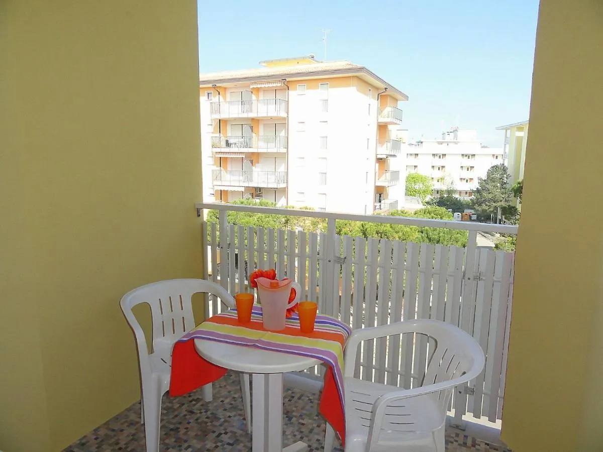 Holiday Resort Condominio Eden Bibione Apartment